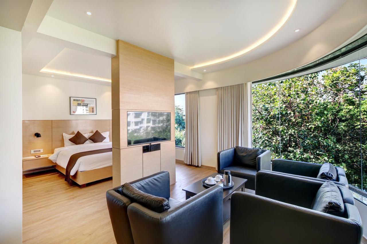 Hotel Mumbai House Ghansoli, Navi Mumbai Bagian luar foto