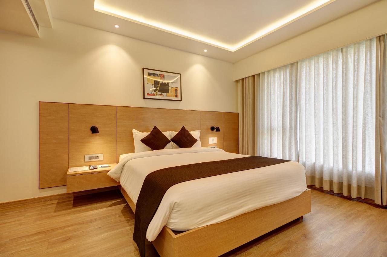 Hotel Mumbai House Ghansoli, Navi Mumbai Bagian luar foto
