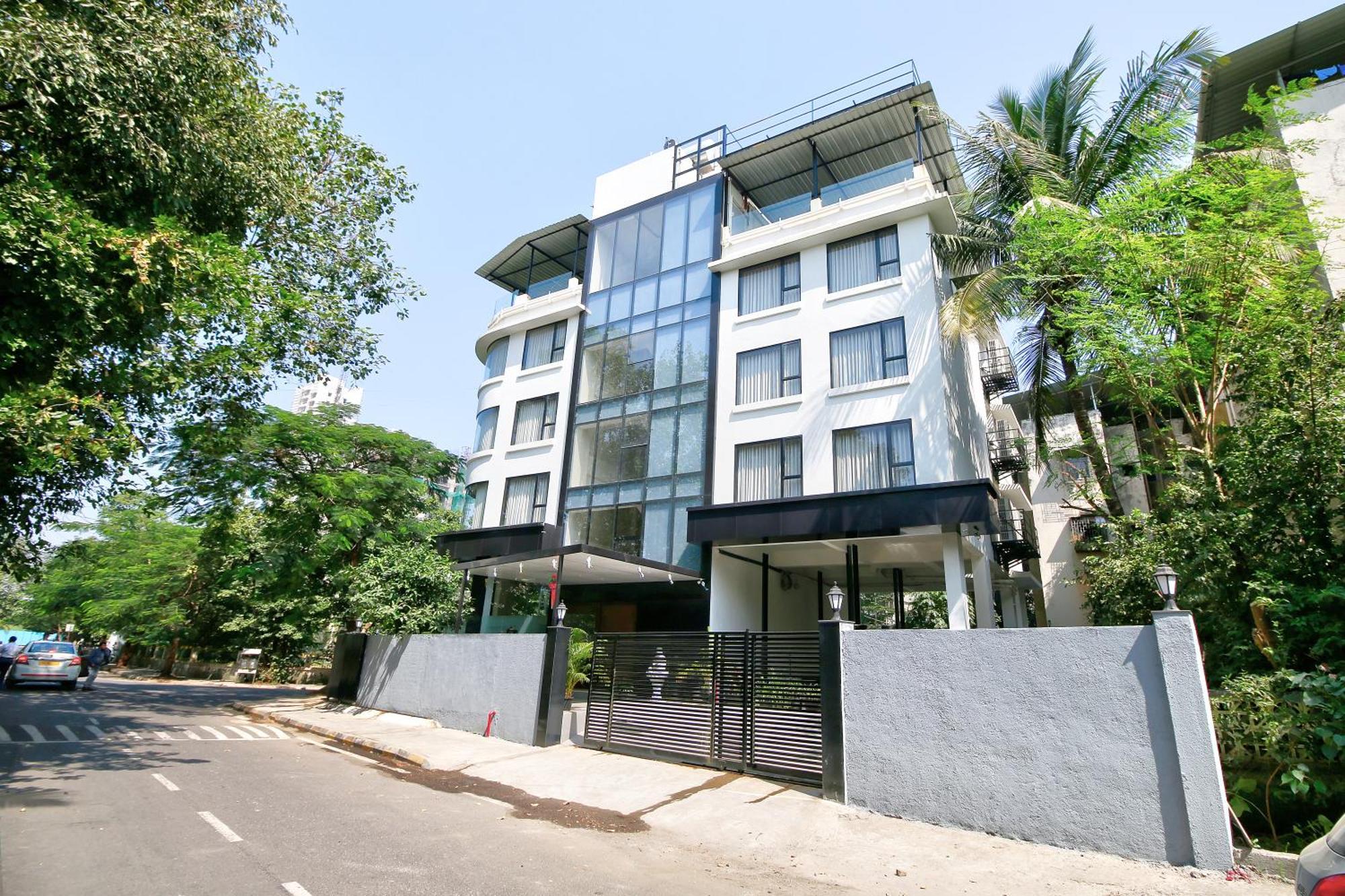 Hotel Mumbai House Ghansoli, Navi Mumbai Bagian luar foto